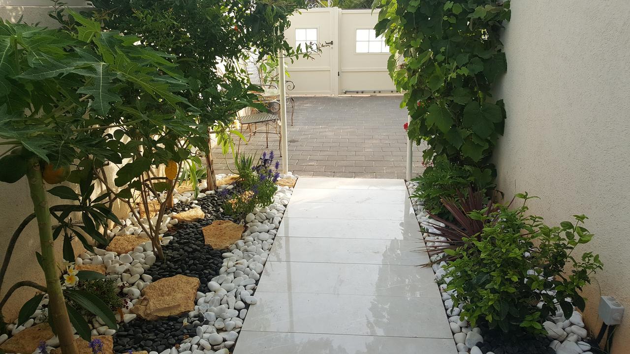 Regina'S Place Or Akiva Zewnętrze zdjęcie